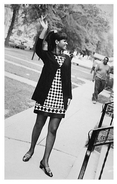 P117,-Tammi-Terrell-gives-a-wave-in-the-street-outside-Motown-HQ.jpg