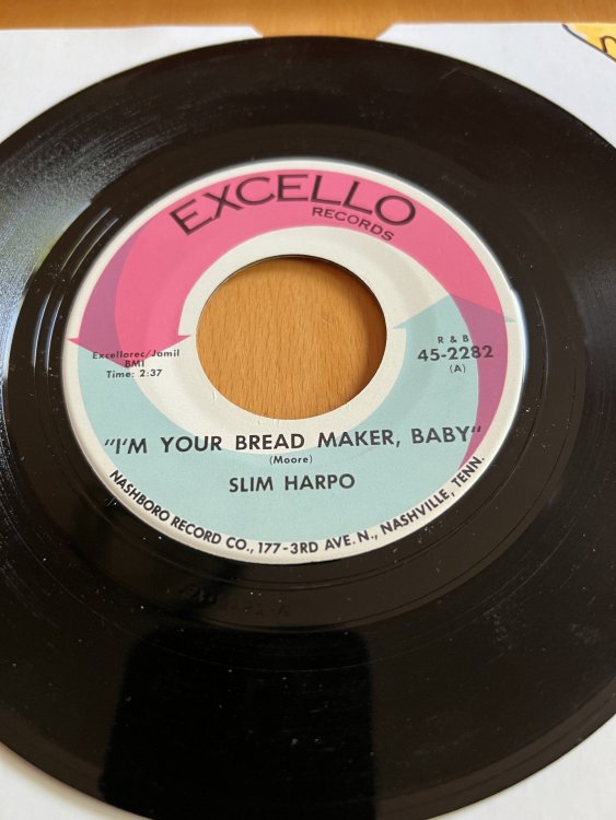 Slim Harpo.jpg