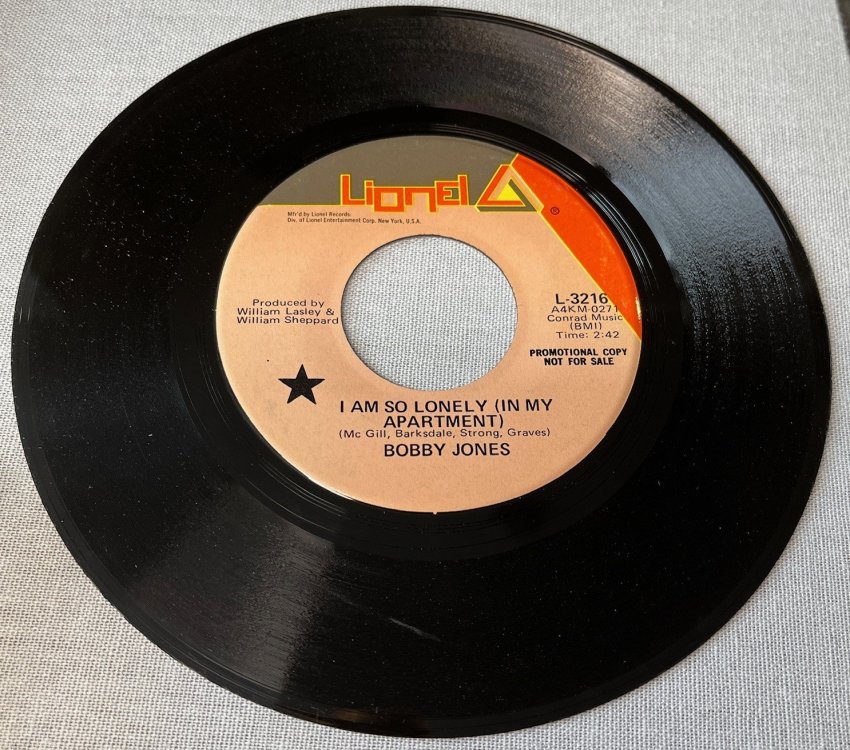 bobby jones - i am so lonely [lionel demo].jpg