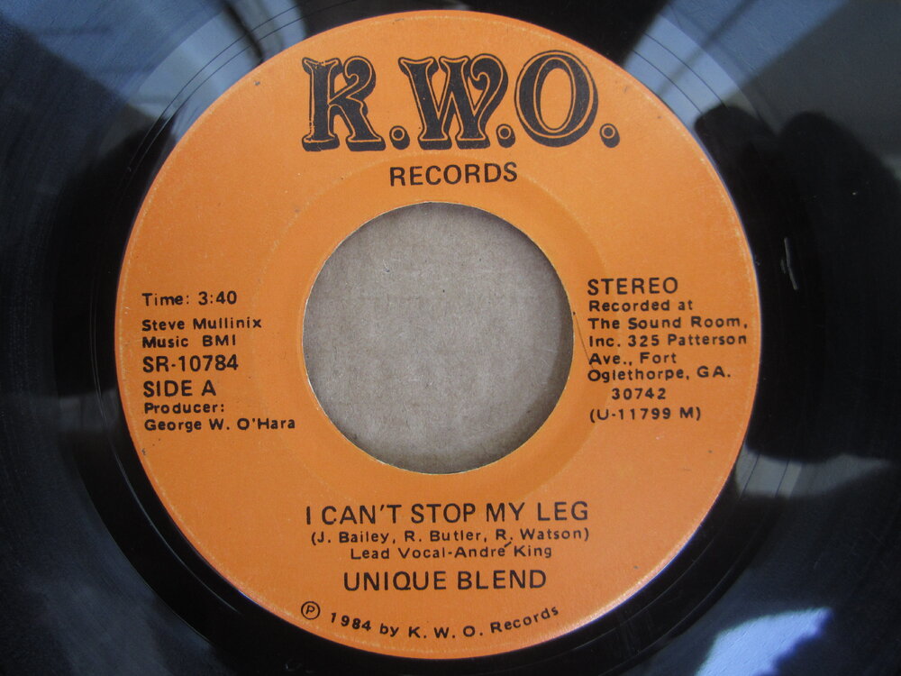 Unique Blend - i can't stop my leg K.W.O..JPG