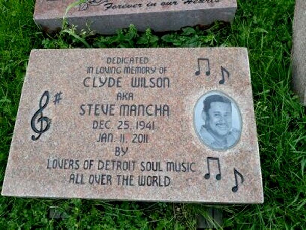 Steve Mancha Tribute Grave Marker Dedication photo