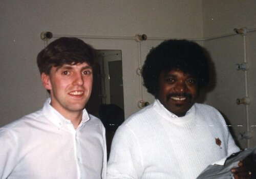 darren hutchin with percy sledge@queenswayhalldunstable