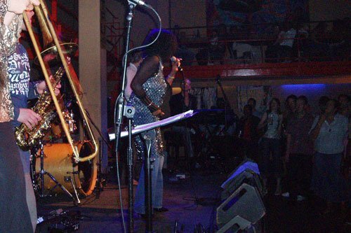 gwen mccrae on stage at the jazz cafe