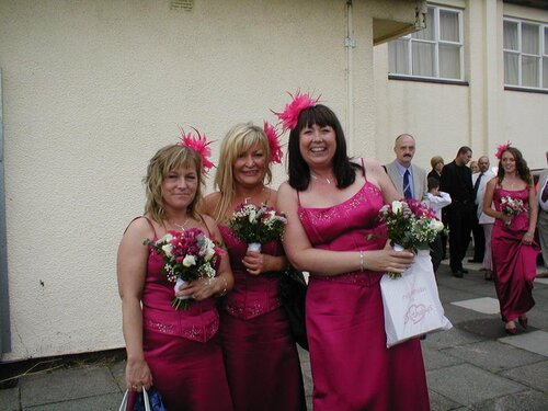 little ann, gayle & julie lookin stunning