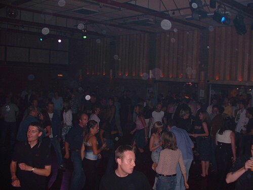 packed dancefloor sept02