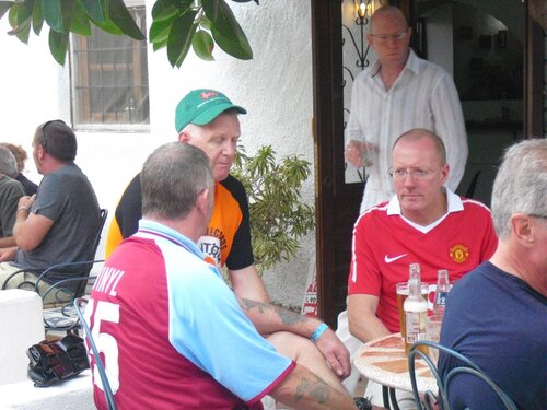 la finca football fans