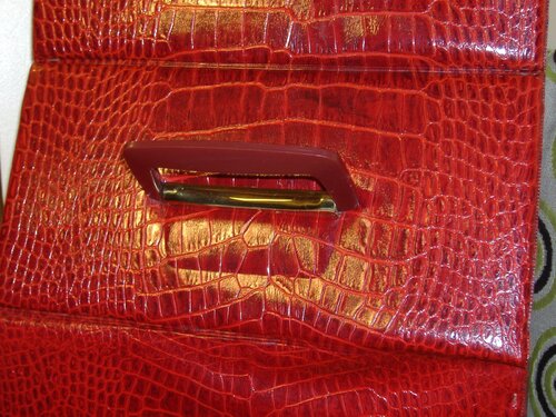 red mock croc 12inch box 21.03.13 c