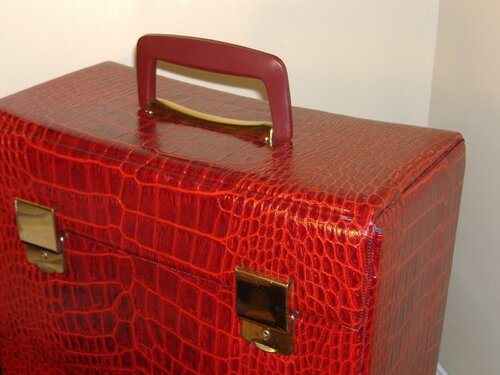 red mock croc 12inch box 21.03.13