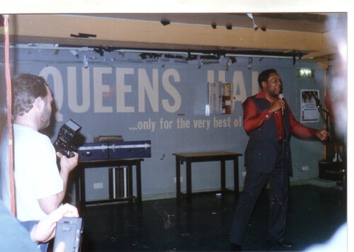 lou ragland @ qhall  may 90