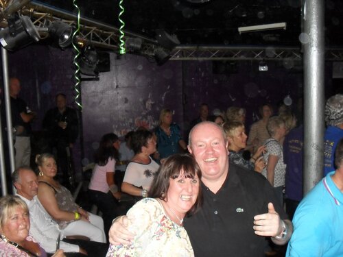 janette & kev hit the dance floor