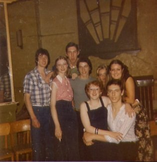 dean,elly,keith,graham,jackie,sue,rob,pam