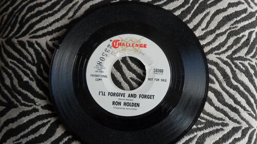 ron holden i'll forgive and forget challenge demo crack from centre to half way therefore vg but plays perfectly at ex label has 23508 stamped on it