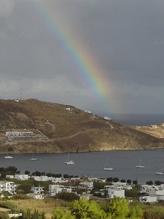 Rainbow_Serifos.thumb.jpg.d2f44c843f966a