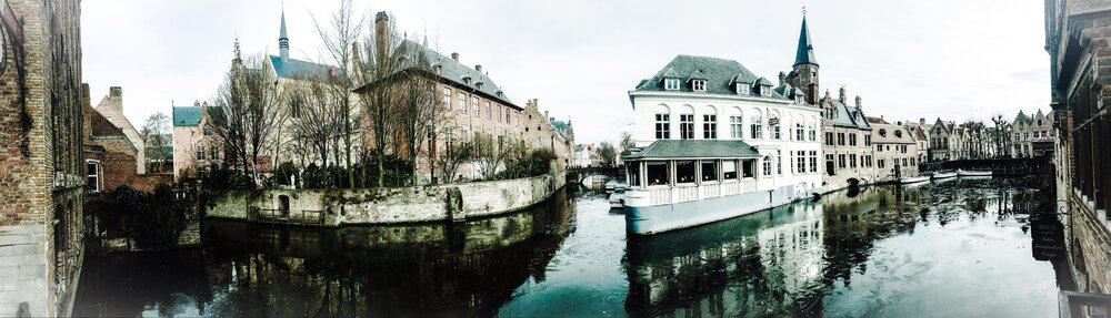 Brugge-panorama.thumb.jpg.99c134f01b8b8af59b1fea02d2f5e78d.jpg