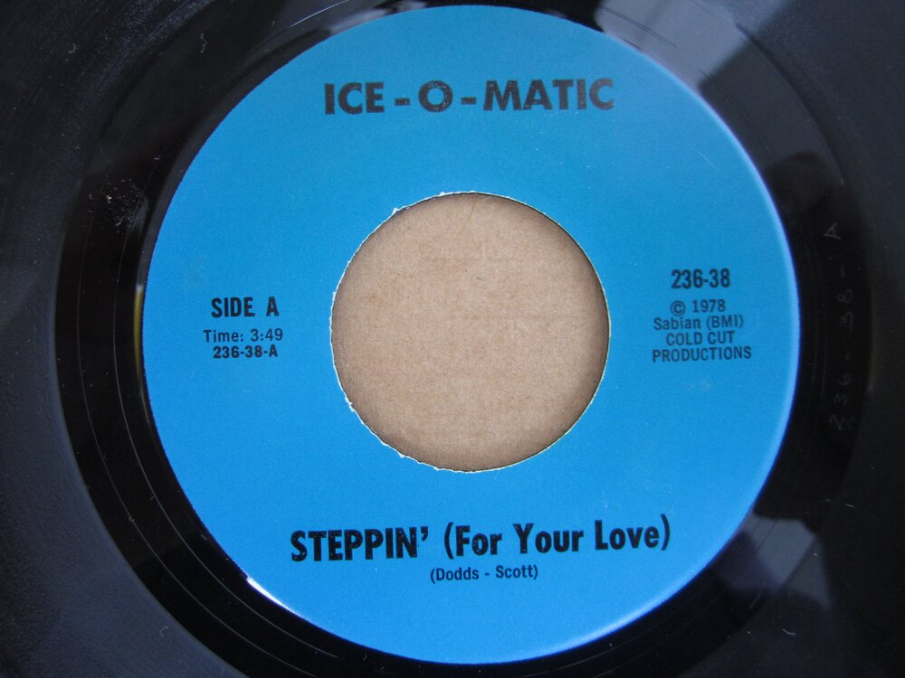 Ice-O-Matic - steppin´ (for your love) COLD CUT PRODUCTIONS.JPG