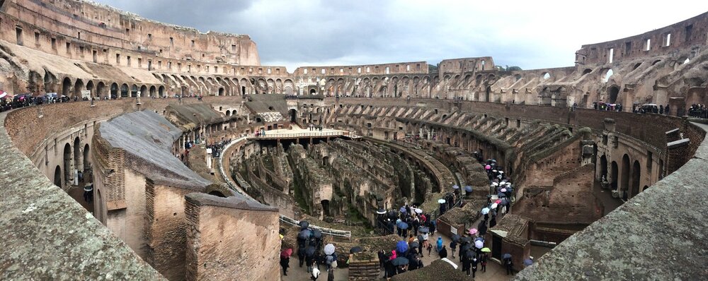 IMG_3747-Colosseum.thumb.jpg.c22f3c8de4151d6a0700afcf5408d36e.jpg