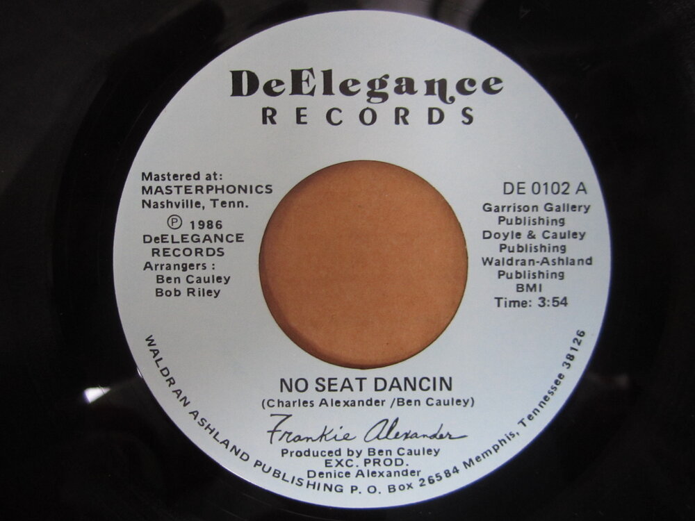 Frankie Alexander - no seat dancing DEELEGANCE.JPG