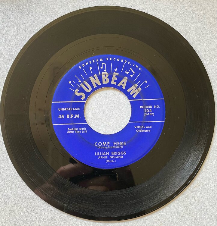 lillian briggs -come here [sunbeam] vg++.jpg