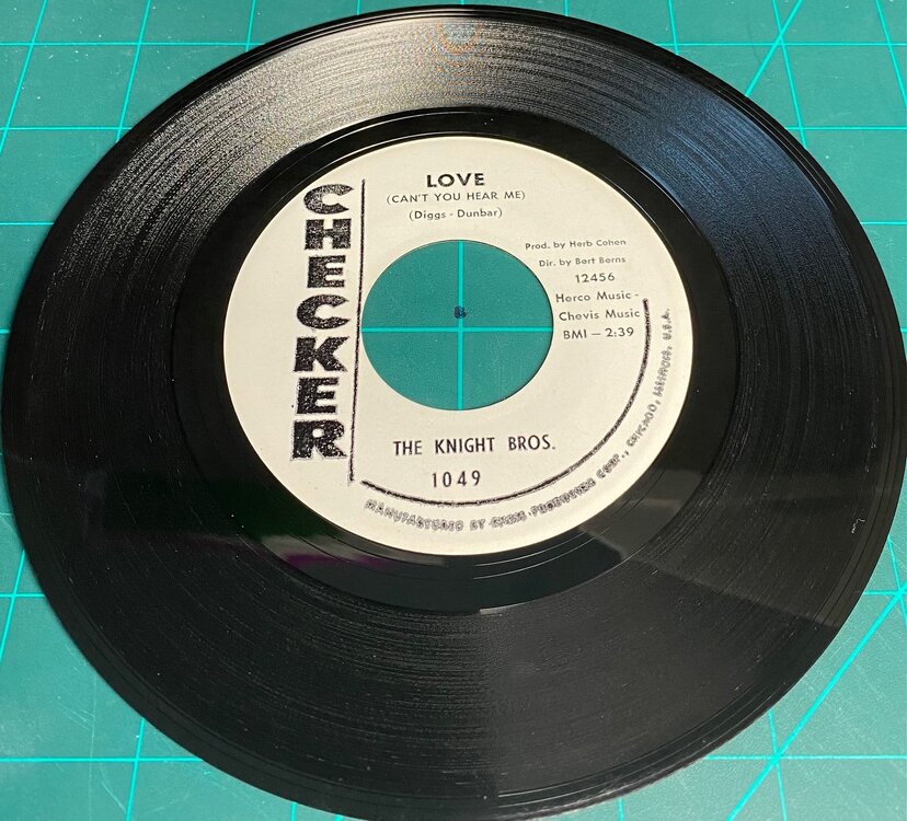 knight bros - love cant you hear me [checker demo] VG++.jpg