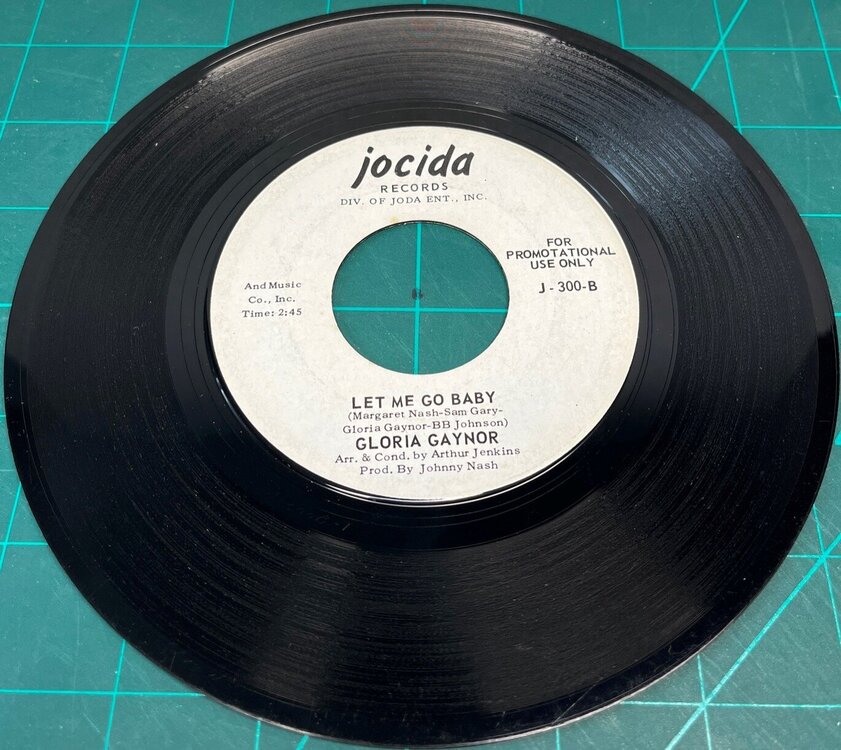 gloria gaynor - let me go baby [jocida demo].jpg