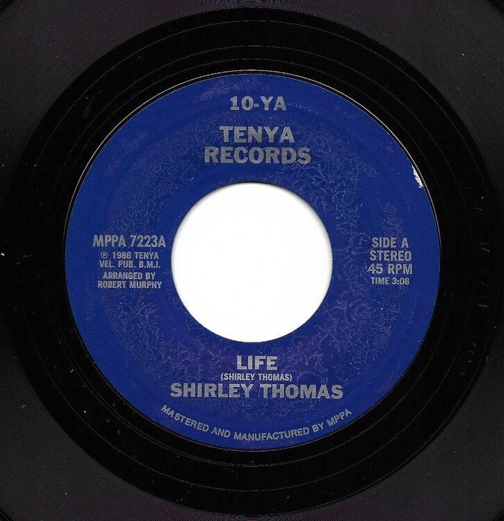 Shirley Thomas.jpeg