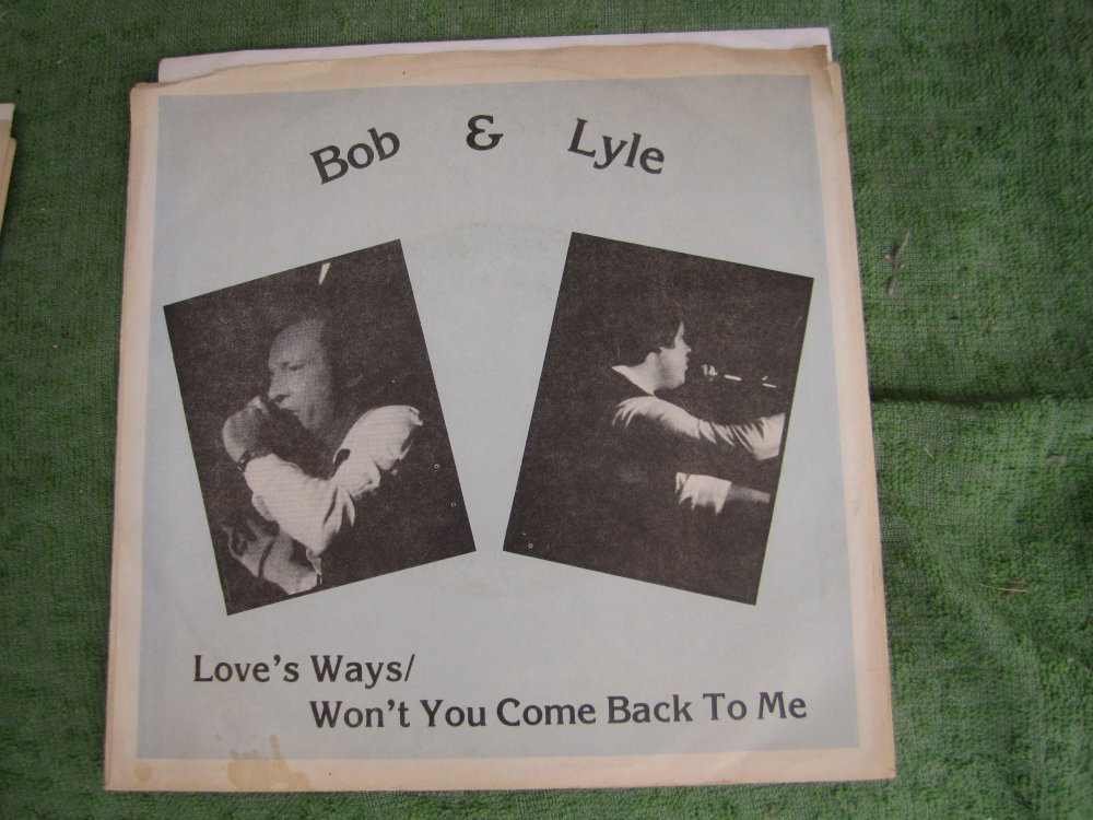 Bob & Lyle pic sleeve slight dirt.JPG