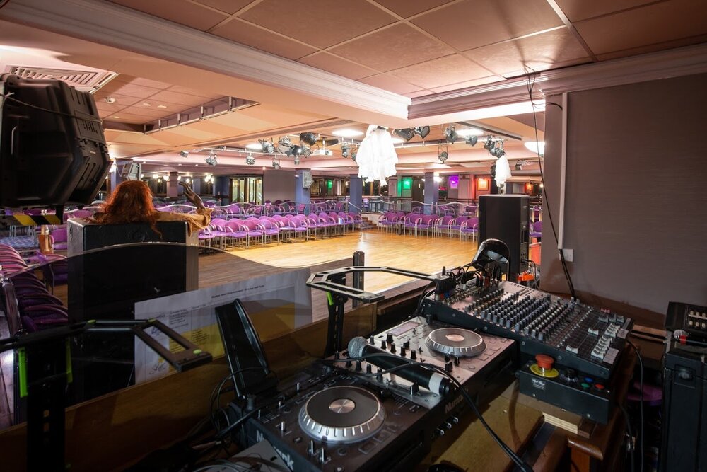 Merton Hotel-13.jpg DJ STAND.jpg